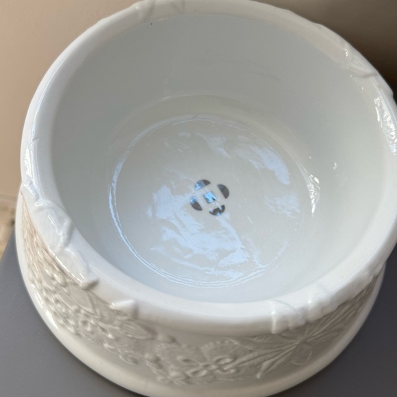 Oscar de la Renta pet / dog / cat ceramic bowl, brand new! - Picture 2 of 3